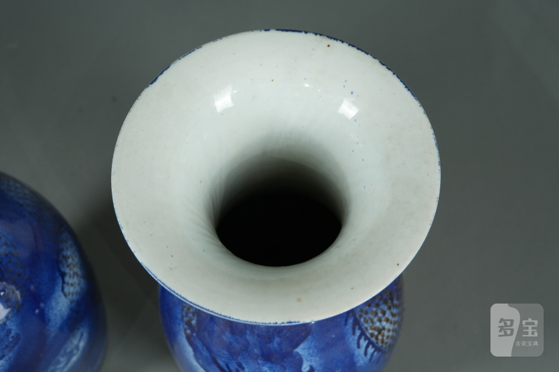 清 青花吹釉三百件大瓶一对 - 图2
